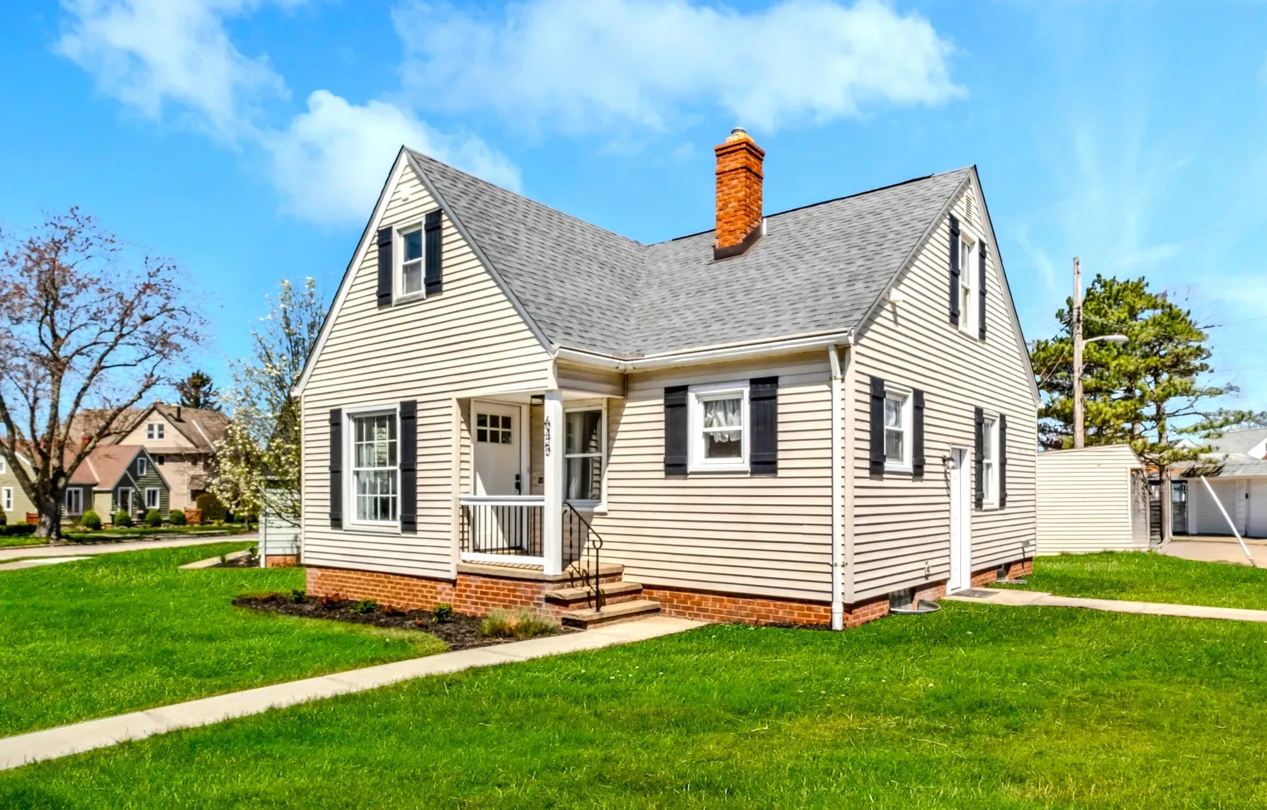 We Buy Houses in Lake St. Louis, MO